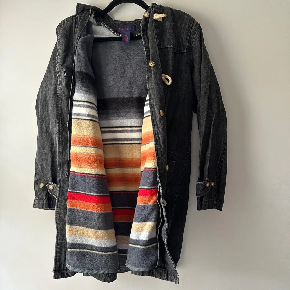 Denim & Co. embrace classic